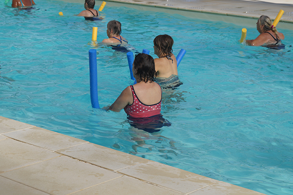 Espace Aqualudique Camping Avec Parc Aquatique Couvert Cours Piscine Campilo