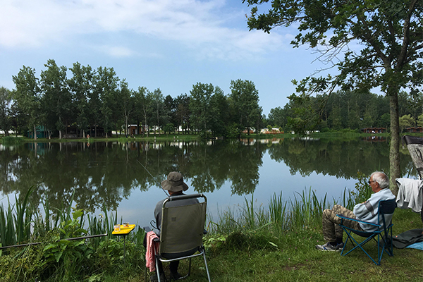 Camping Avec Parc Aquatique Couvert Activite Peche Campilo