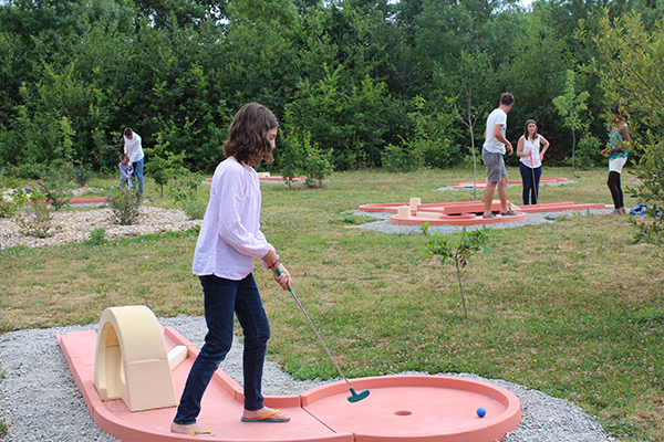 Camping Familial Avec Piscine Jeu Mini Golf Campilo