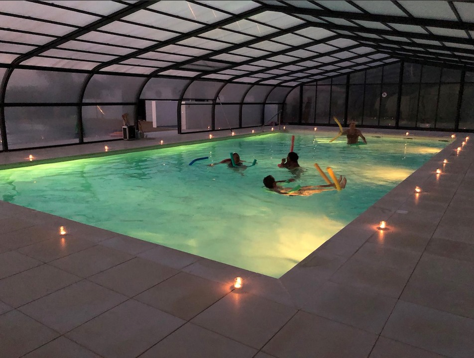 Soiree Relaxation Et Detente Camping Avec Piscine Couverte