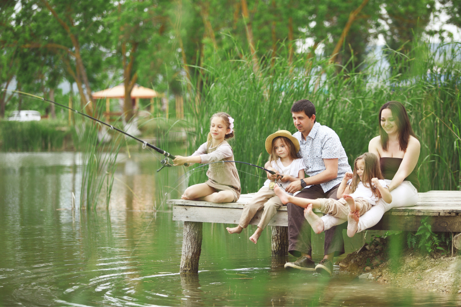 Campilo Camping Avec Etang De Peche